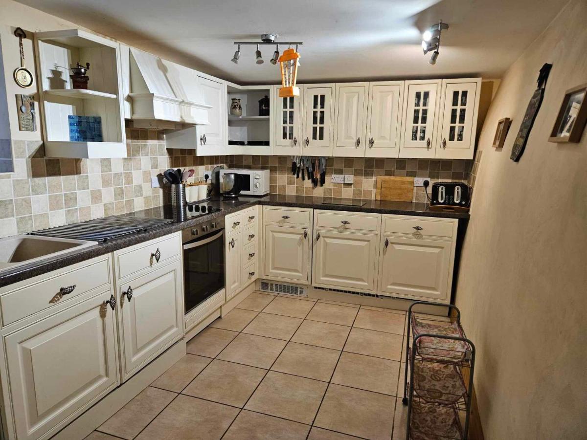 Rose Cottage - Cosy Cottage In Millers Dale Buxton  Bagian luar foto