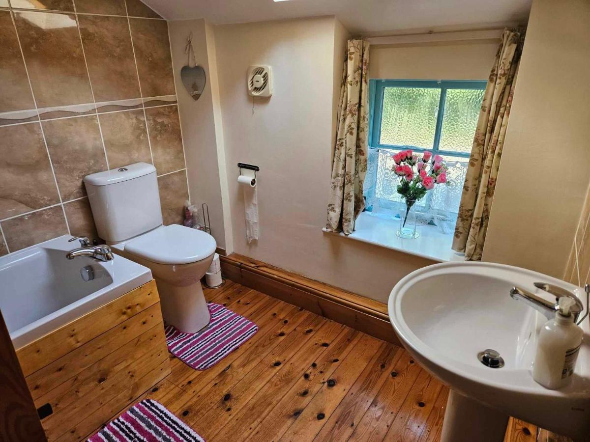 Rose Cottage - Cosy Cottage In Millers Dale Buxton  Bagian luar foto
